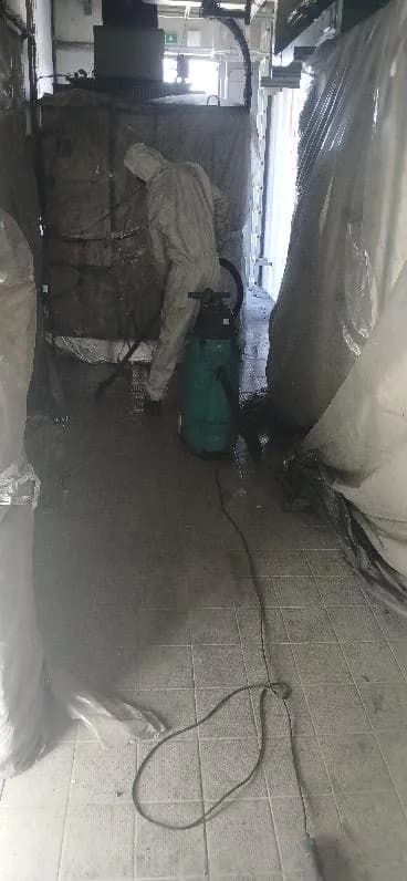 Décontamination du local TGBT, deuxième vue