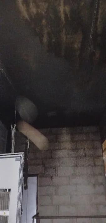 Local TGBT endommagé par l'incendie, deuxième vue