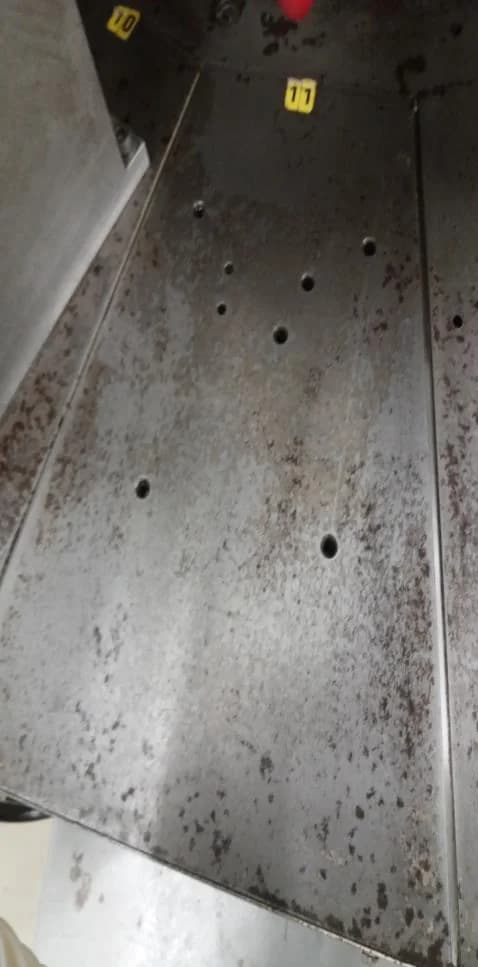 Composants d'une machine avant décontamination
